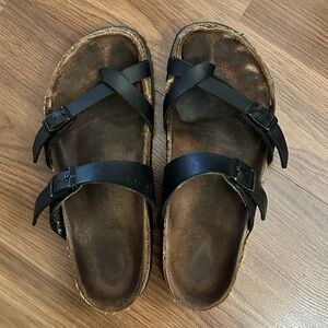 Well Loved Birkenstock Mayari Sandals